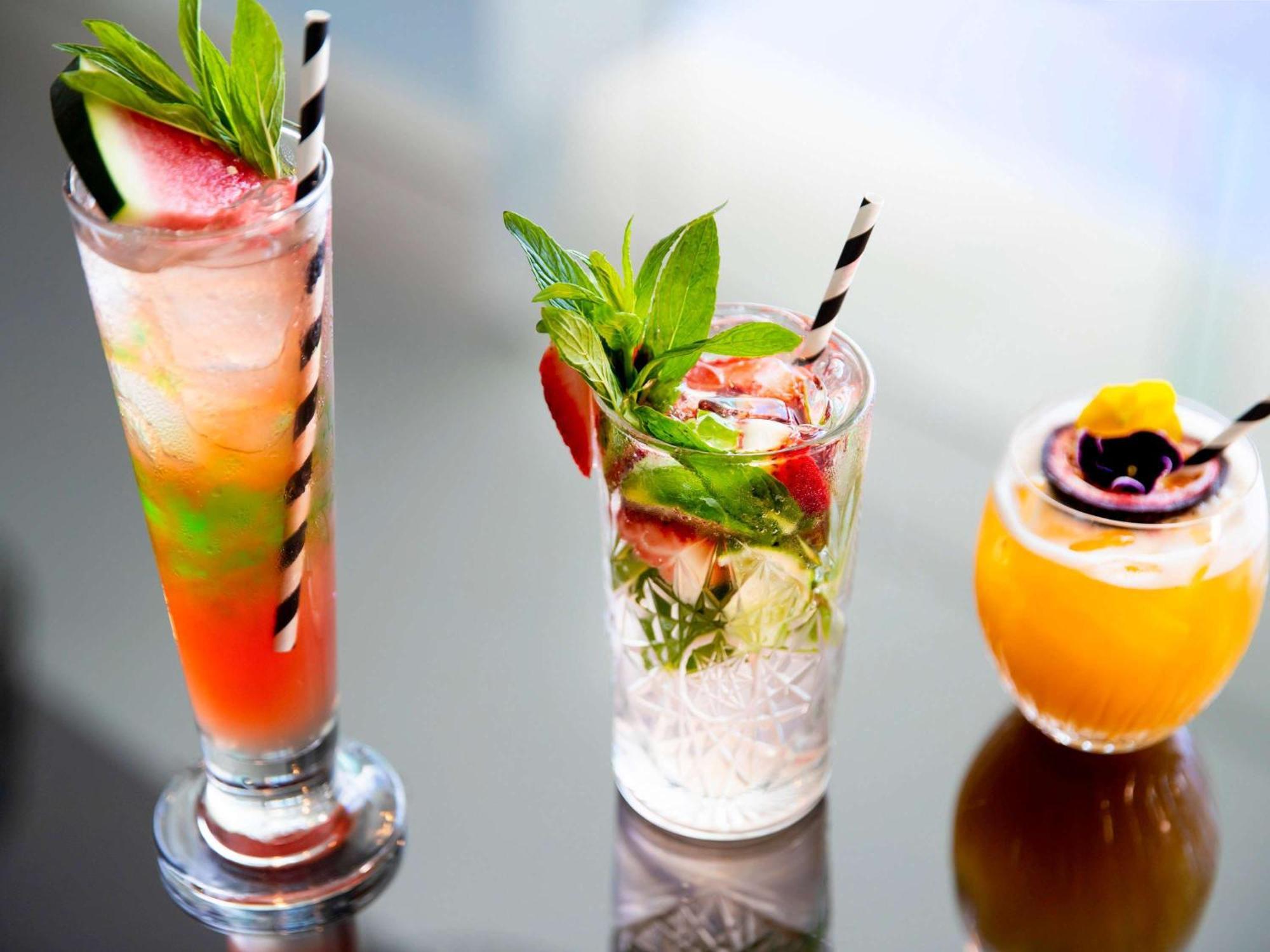 Pullman Magenta Shores Resort Entrance Eksteriør billede Non-alcoholic drinks